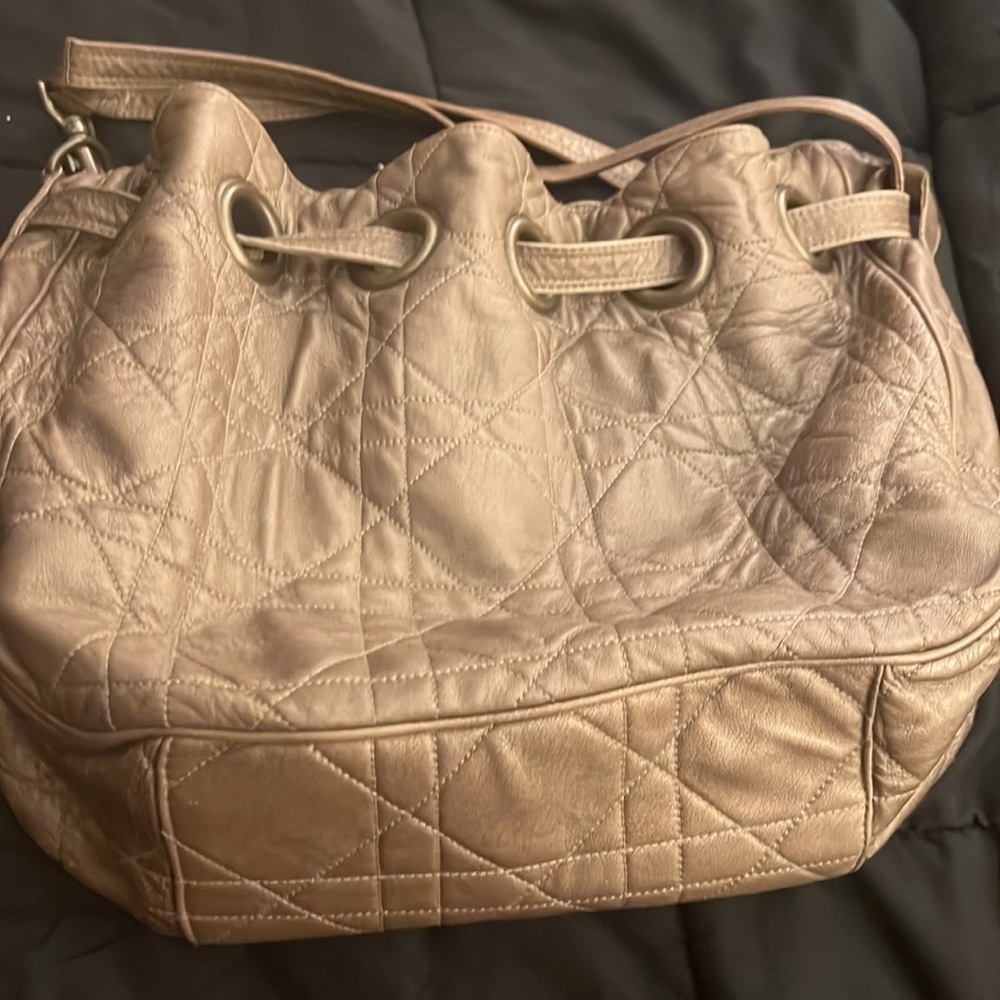Handbag - Picture 2 of 7